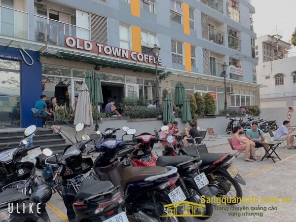 Sang nhanh quán cafe dưới chân chung cư (Carion 3), đường Trần Văn Danh, quận Tân Bình.