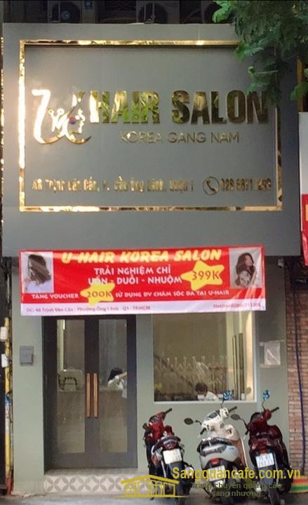 Cần sang nhanh salon tóc nằm mặt đường Trịnh Văn Cấn, phường Cầu Ông Lãnh, quận 1. 