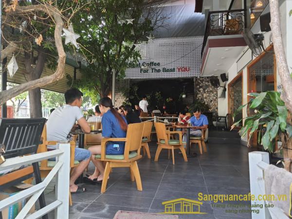 Sang quán cafe