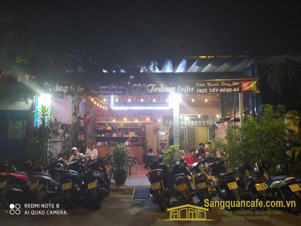 Sang nhanh quán cafe nằm khu dân cư đông, trung tâm quận Gò Vấp.
