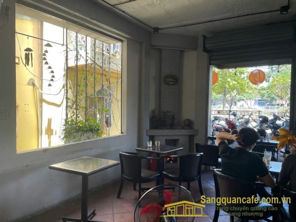 Sang quán cafe