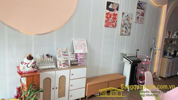 Sang tiệm tóc - nail