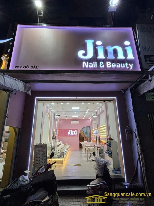 Cần Sang Nhượng Tiệm Nail Ở Quận Tân Phú