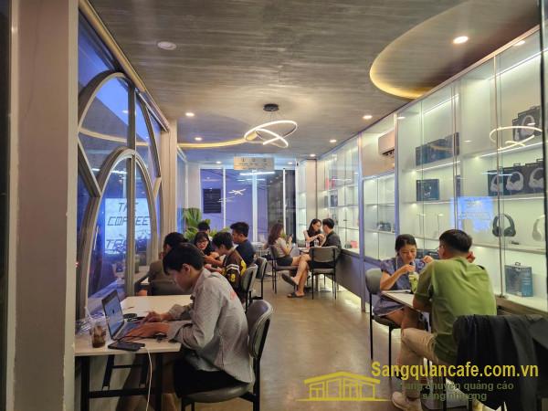 Sang quán cafe