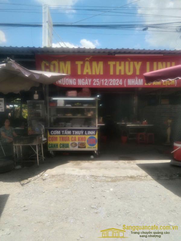 Sang quán cơm