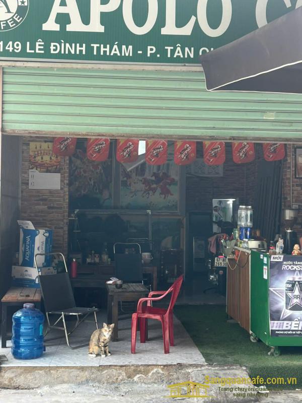 Sang quán cafe