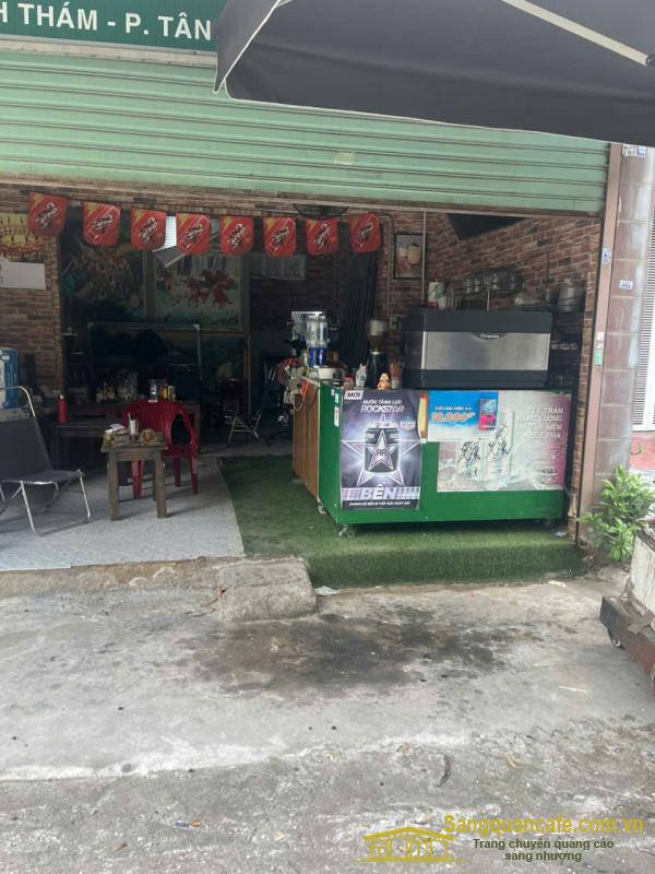 Sang quán cafe