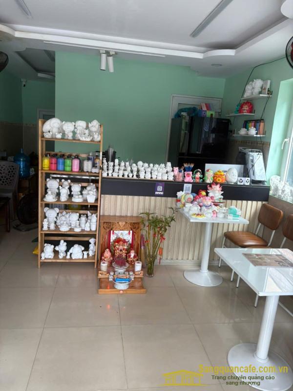 Sang quán cafe