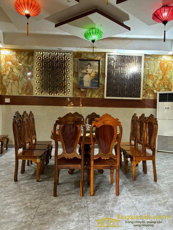 Sang nhà hàng