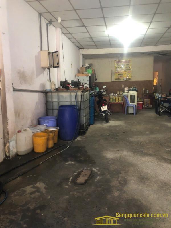 Sang tiệm rửa - sửa xe