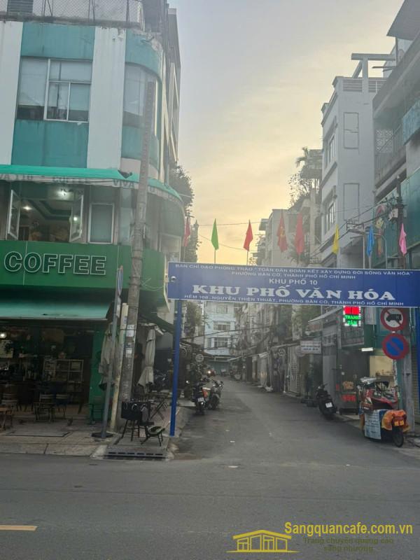 Sang quán cafe