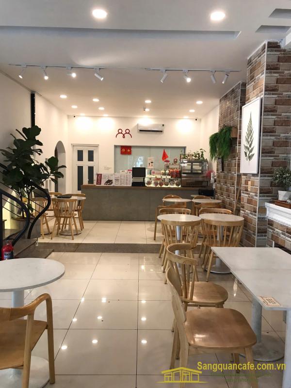 Sang quán cafe