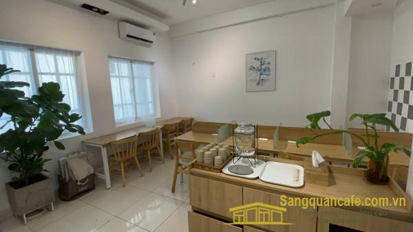 Sang quán cafe
