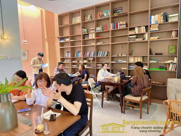 Sang quán cafe