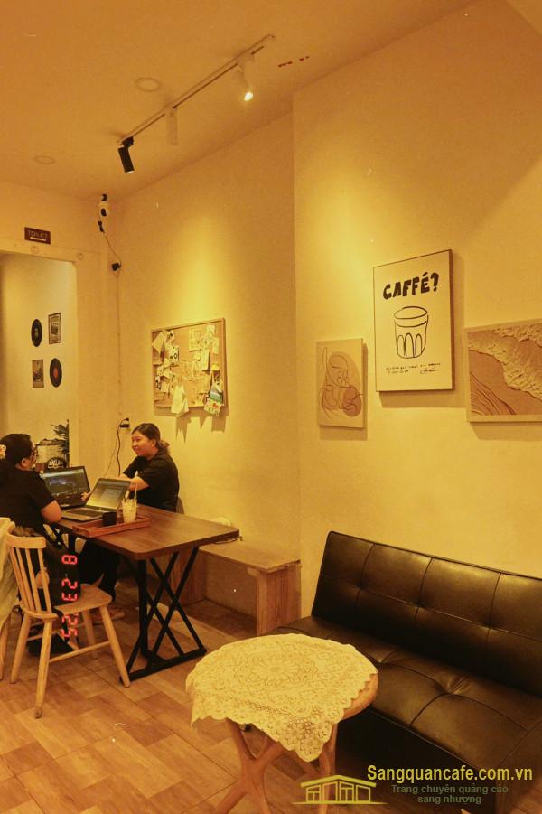 Sang quán cafe