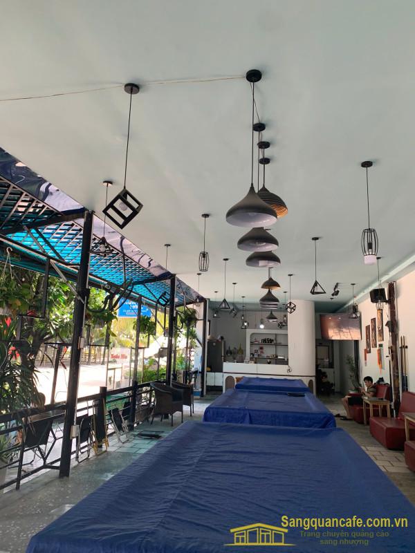 Sang quán cafe