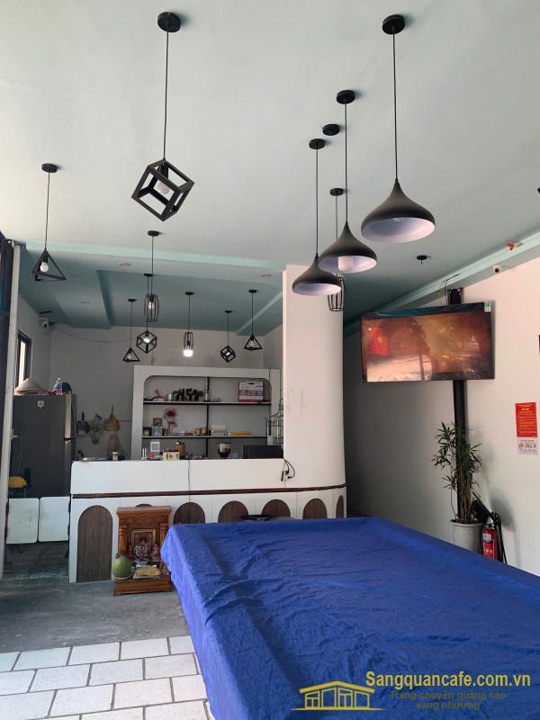 Sang quán cafe