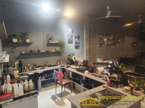 Sang quán cafe