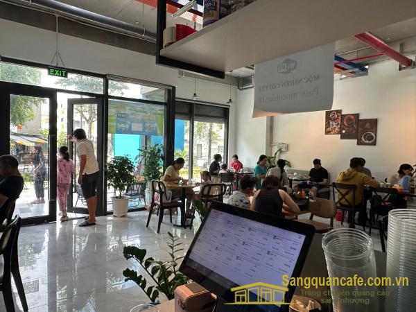 Sang quán cafe