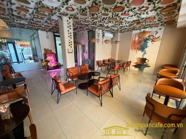 Sang quán cafe