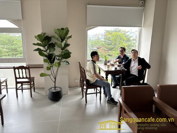 Sang quán cafe