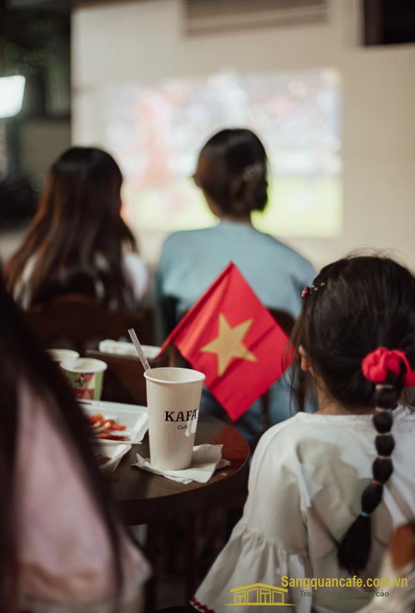 Sang quán cafe