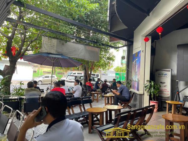 Sang quán cafe
