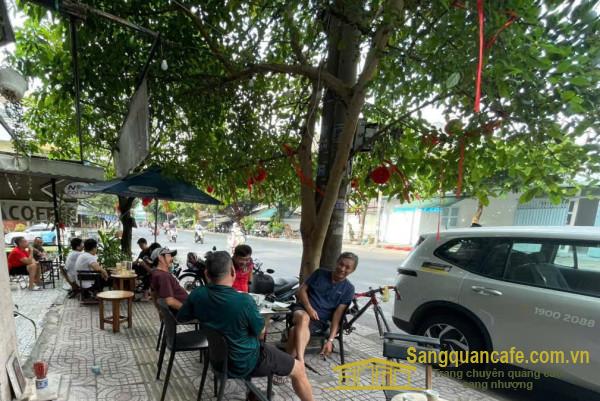 Sang quán cafe