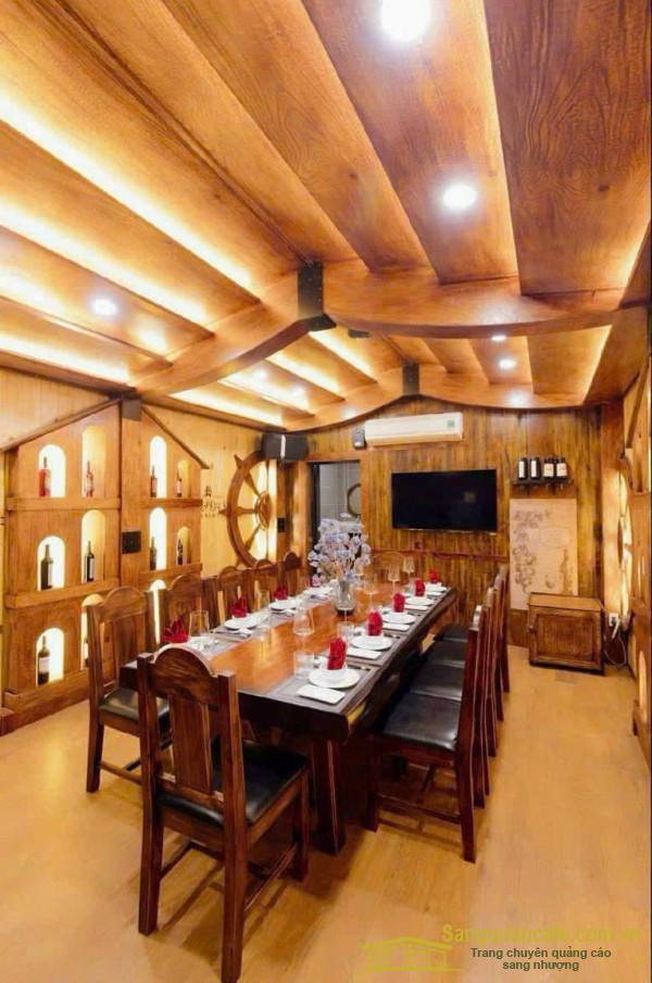 Sang nhà hàng